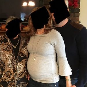 A Pea in the Pod maternity top